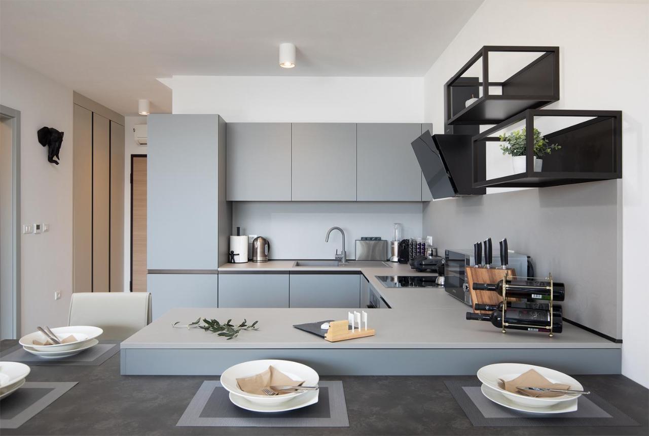 Apartman Damjan Pjescana Uvala Exterior foto