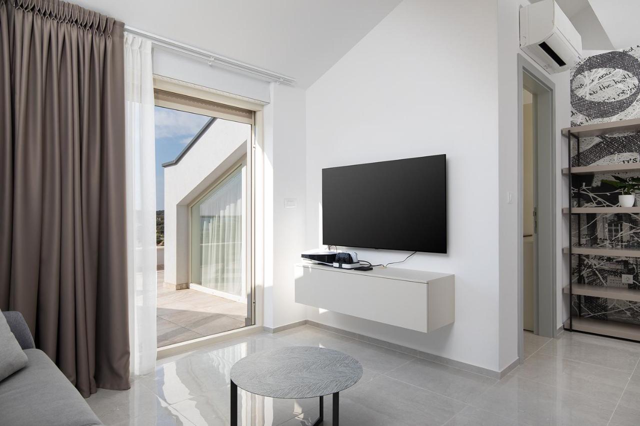 Apartman Damjan Pjescana Uvala Exterior foto